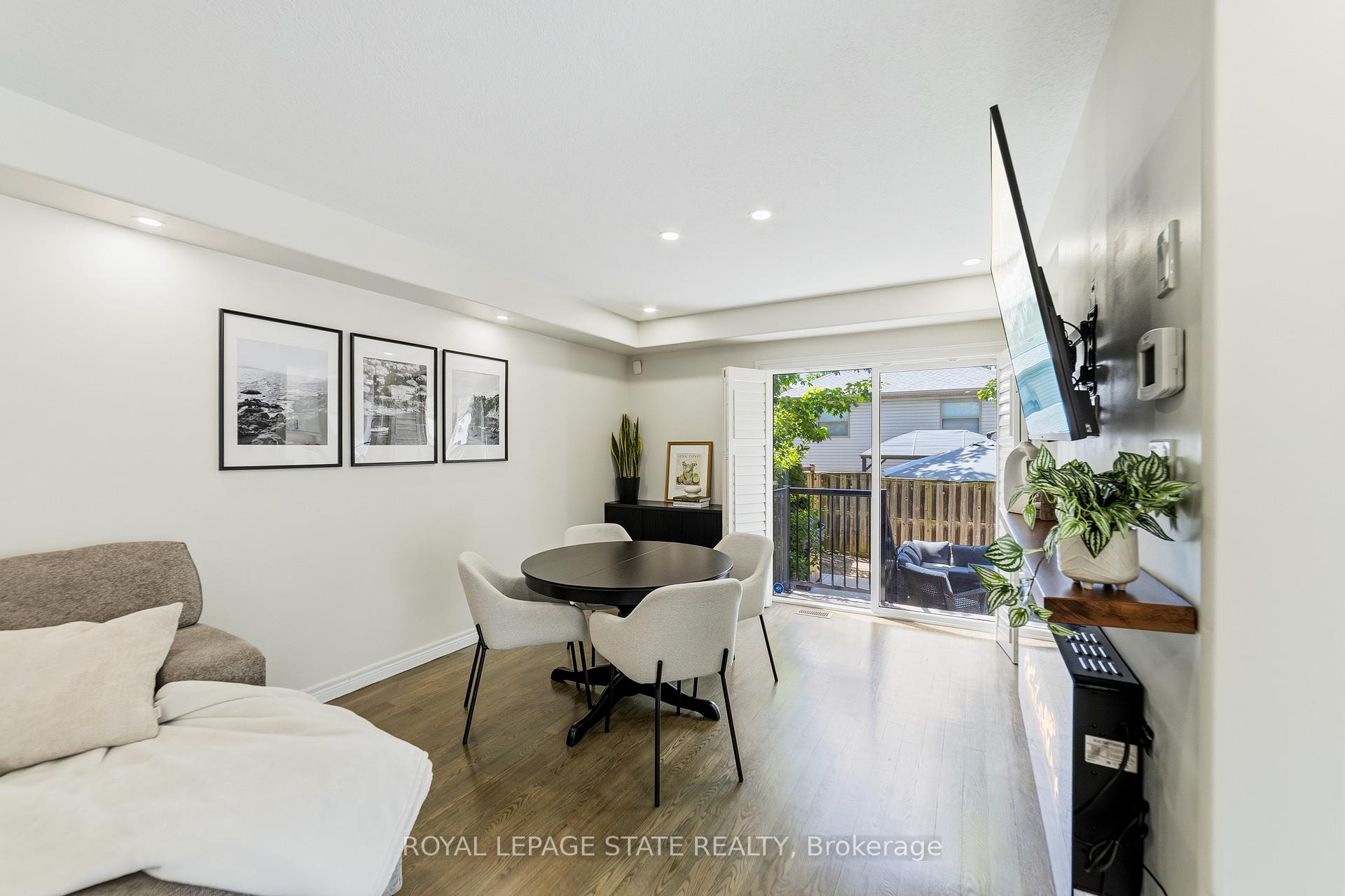 Photo 10 of Unit 13, 242 Upper Mount Albion Road, Hamilton, Stoney Creek Mountain — HOMEH