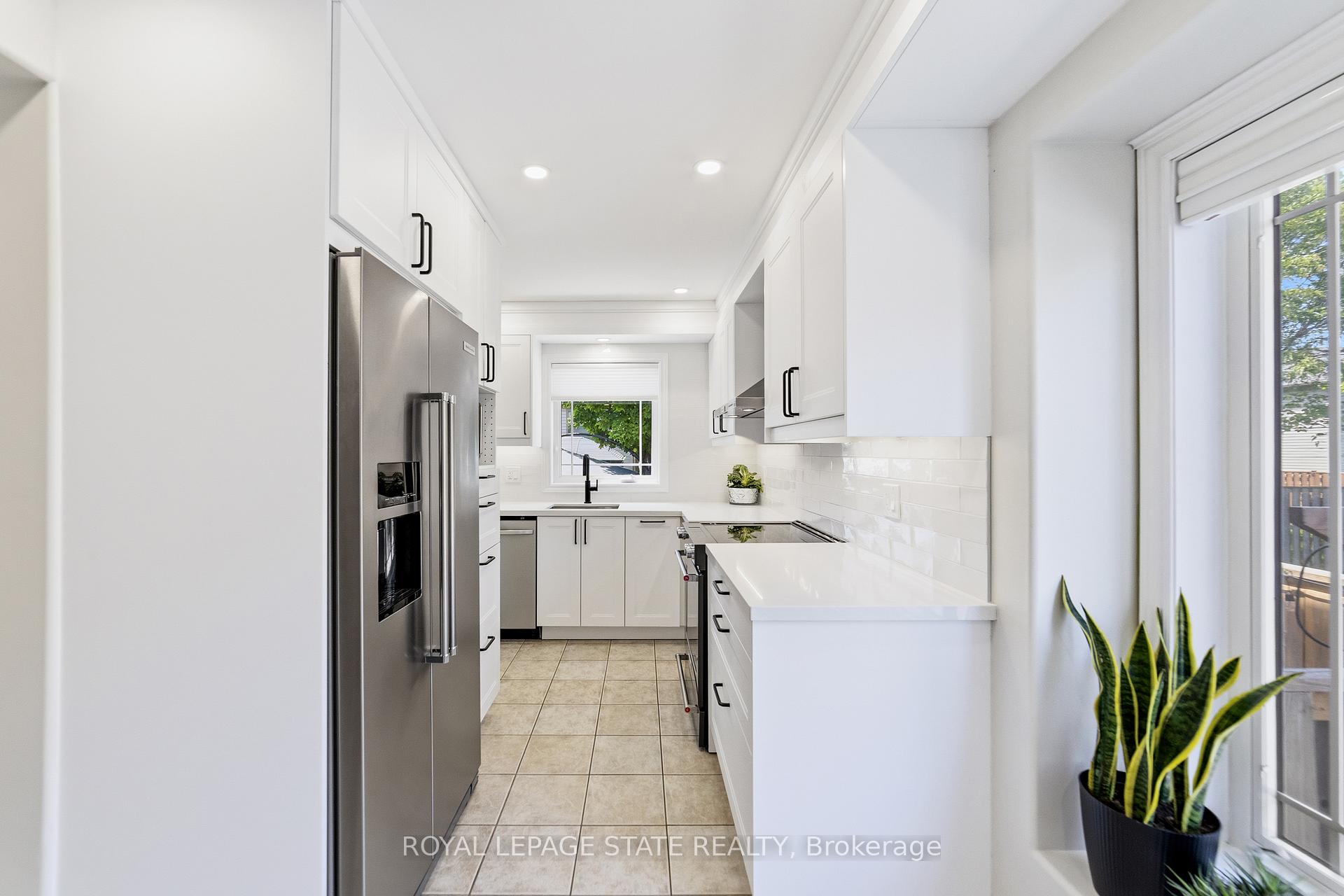 Photo 14 of Unit 13, 242 Upper Mount Albion Road, Hamilton, Stoney Creek Mountain — HOMEH