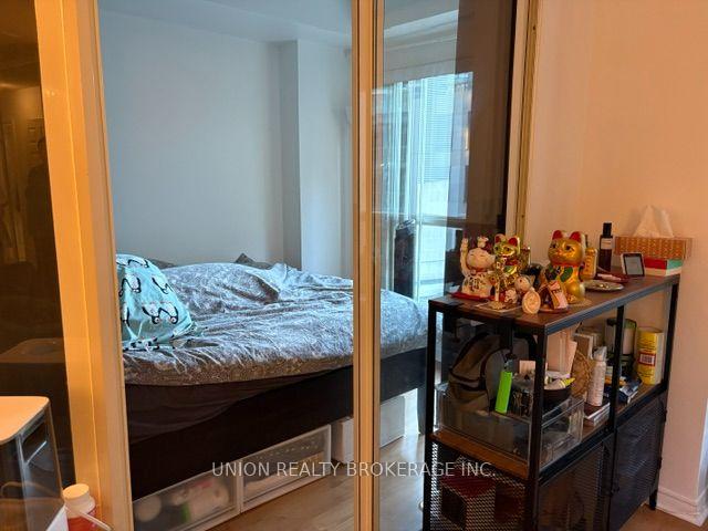 Photo 6 of Unit 411, 25 The Esplanade, Toronto, Waterfront Communities — HOMEH