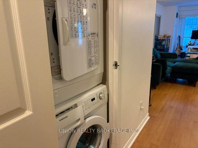 Photo 12 of Unit 411, 25 The Esplanade, Toronto, Waterfront Communities — HOMEH
