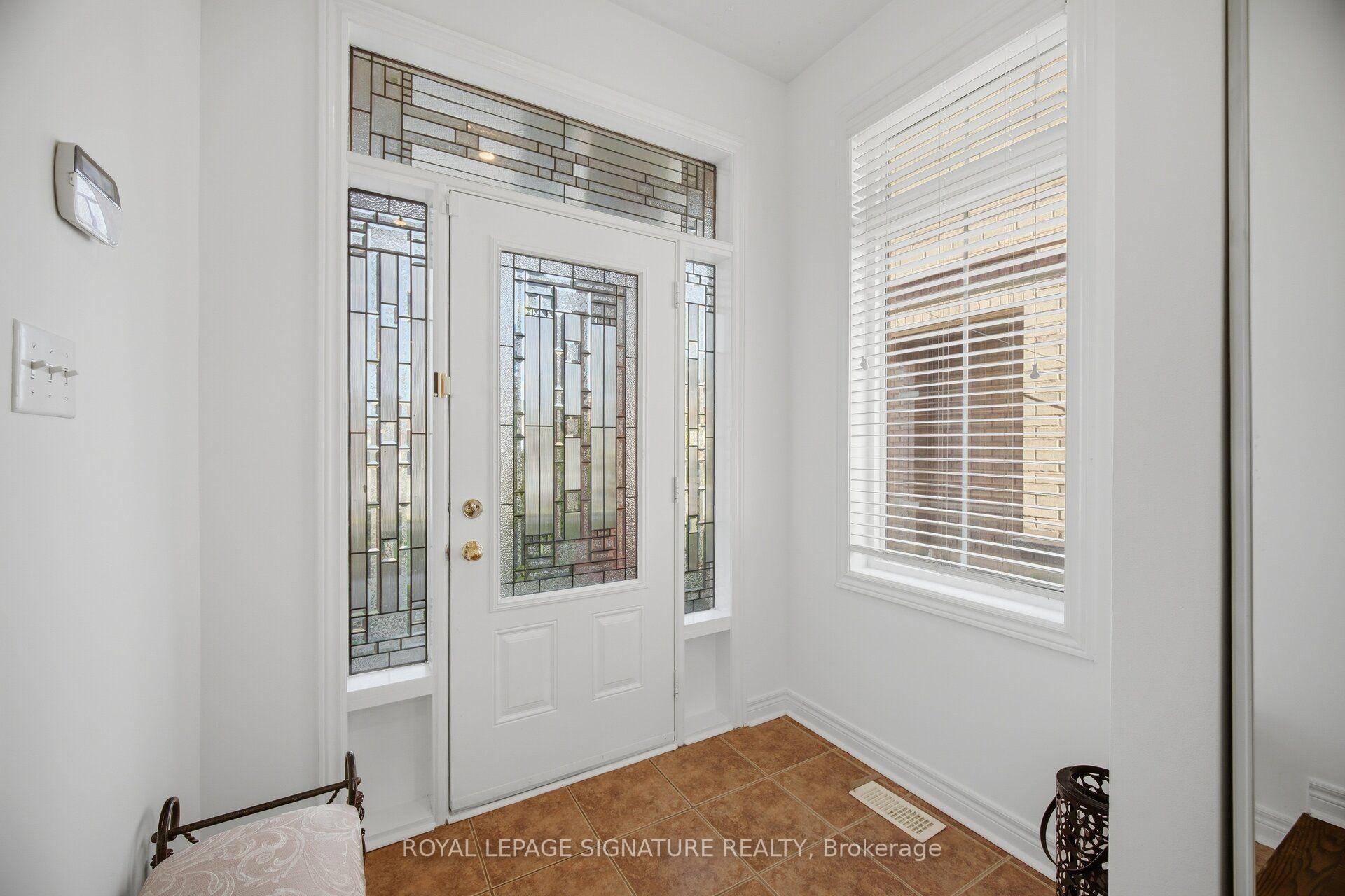 Photo 2 of 3250 Sunlight Street, Mississauga, Churchill Meadows — HOMEH
