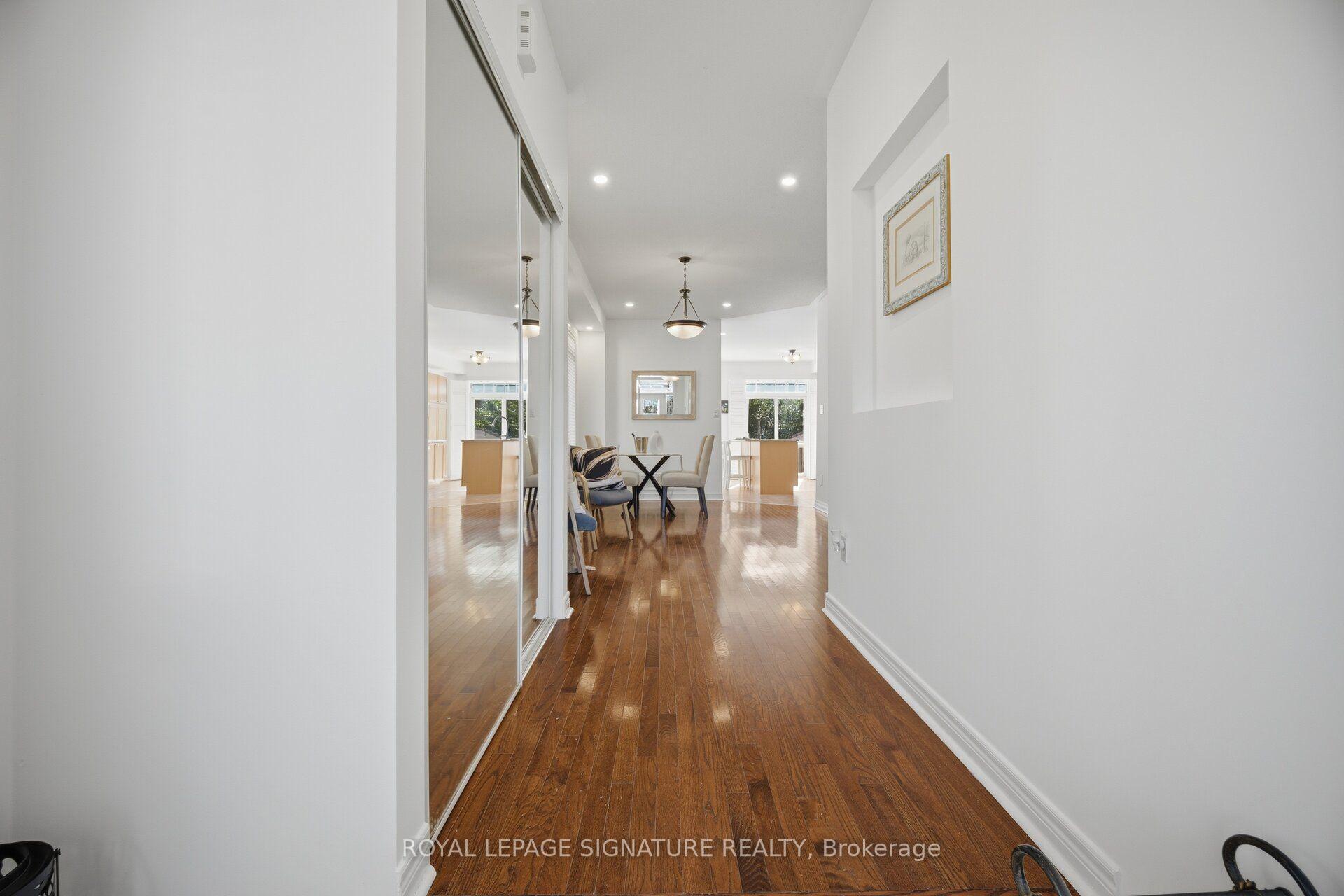 Photo 3 of 3250 Sunlight Street, Mississauga, Churchill Meadows — HOMEH