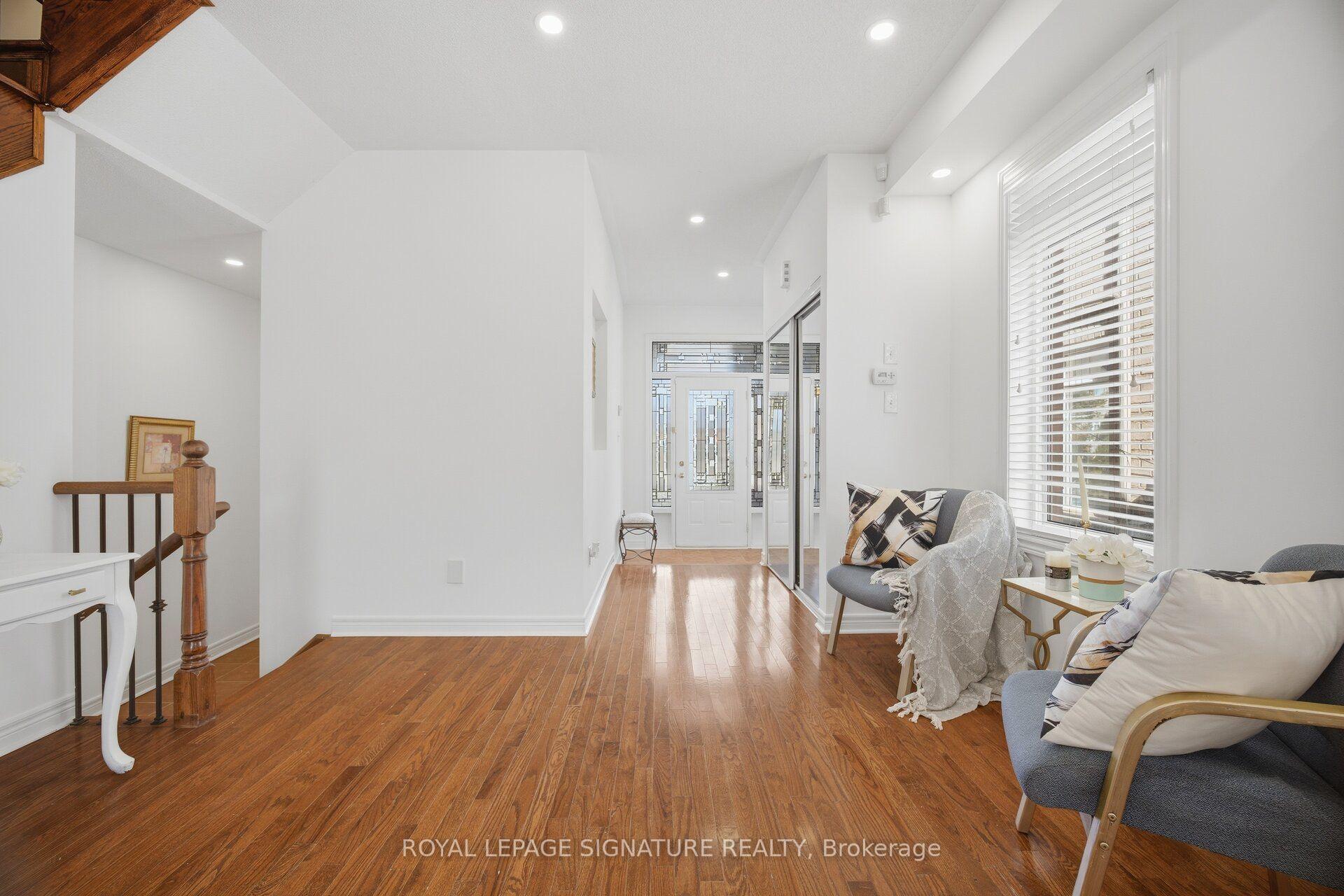 Photo 4 of 3250 Sunlight Street, Mississauga, Churchill Meadows — HOMEH