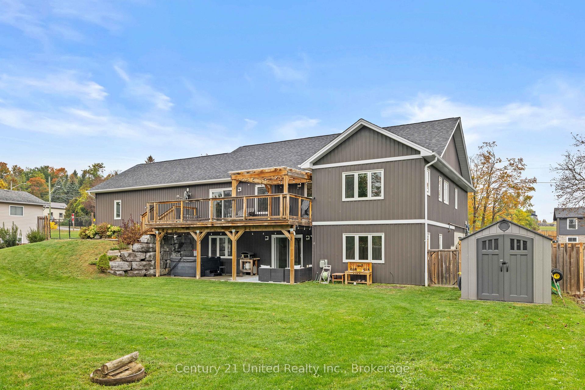 Photo 2 of 929 Mount Pleasant Road, Cavan Monaghan, Cavan Twp — HOMEH