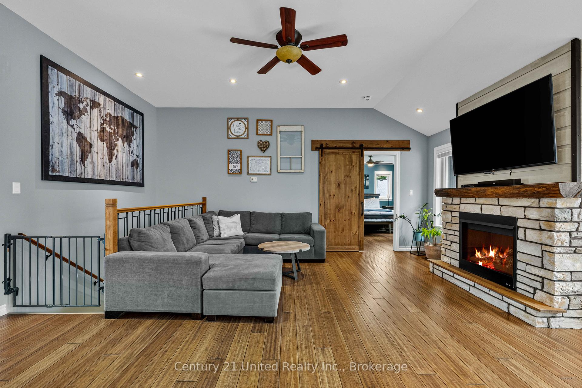 Photo 10 of 929 Mount Pleasant Road, Cavan Monaghan, Cavan Twp — HOMEH