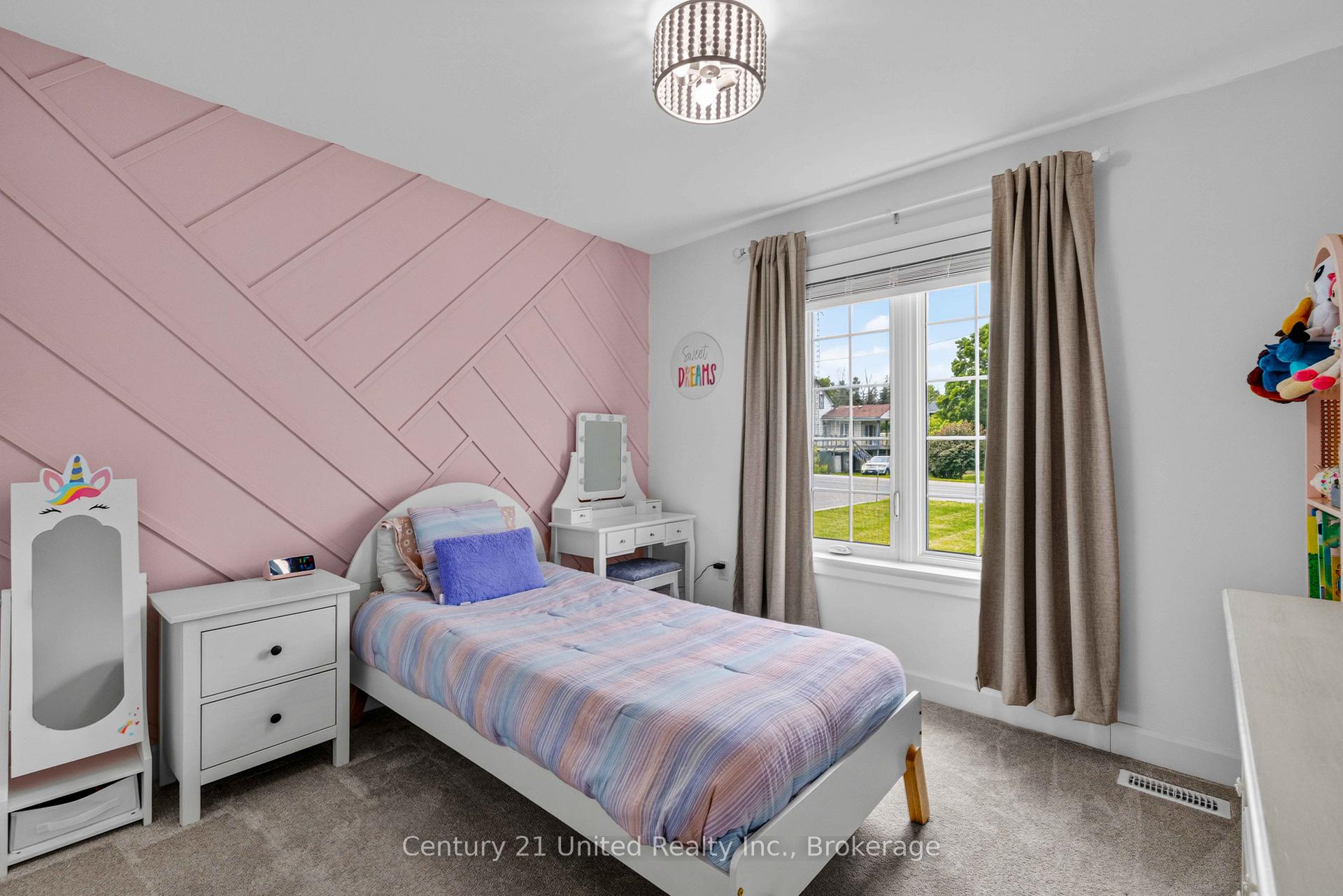 Photo 18 of 929 Mount Pleasant Road, Cavan Monaghan, Cavan Twp — HOMEH