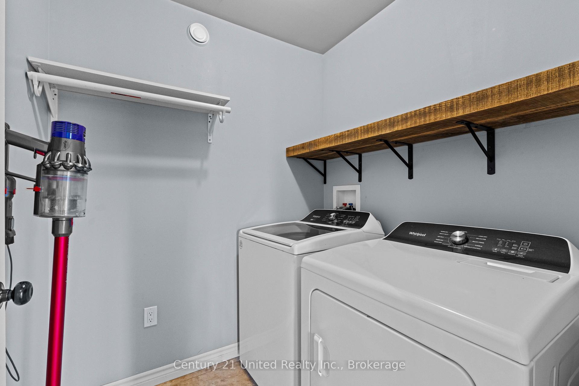 Photo 19 of 929 Mount Pleasant Road, Cavan Monaghan, Cavan Twp — HOMEH
