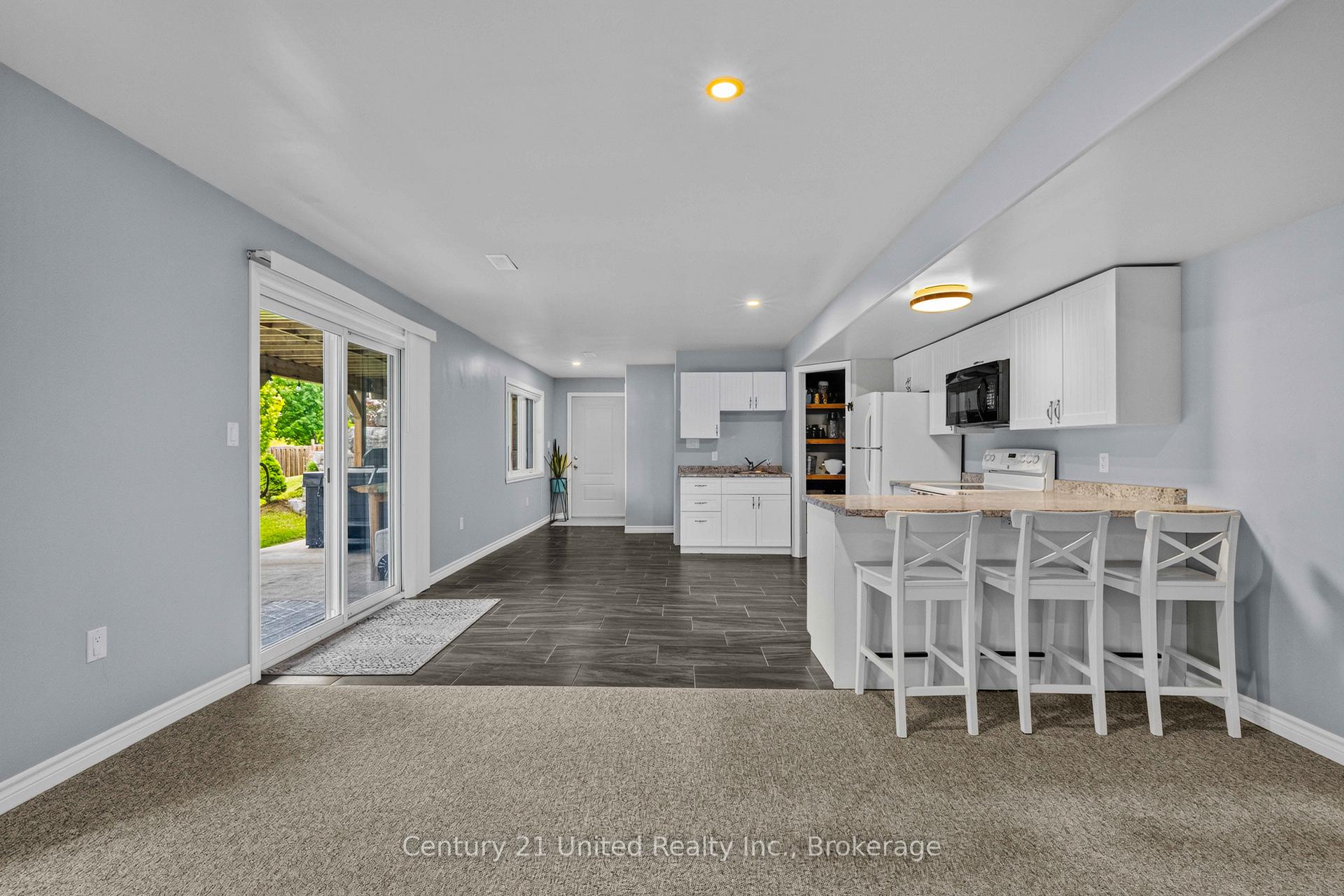 Photo 22 of 929 Mount Pleasant Road, Cavan Monaghan, Cavan Twp — HOMEH