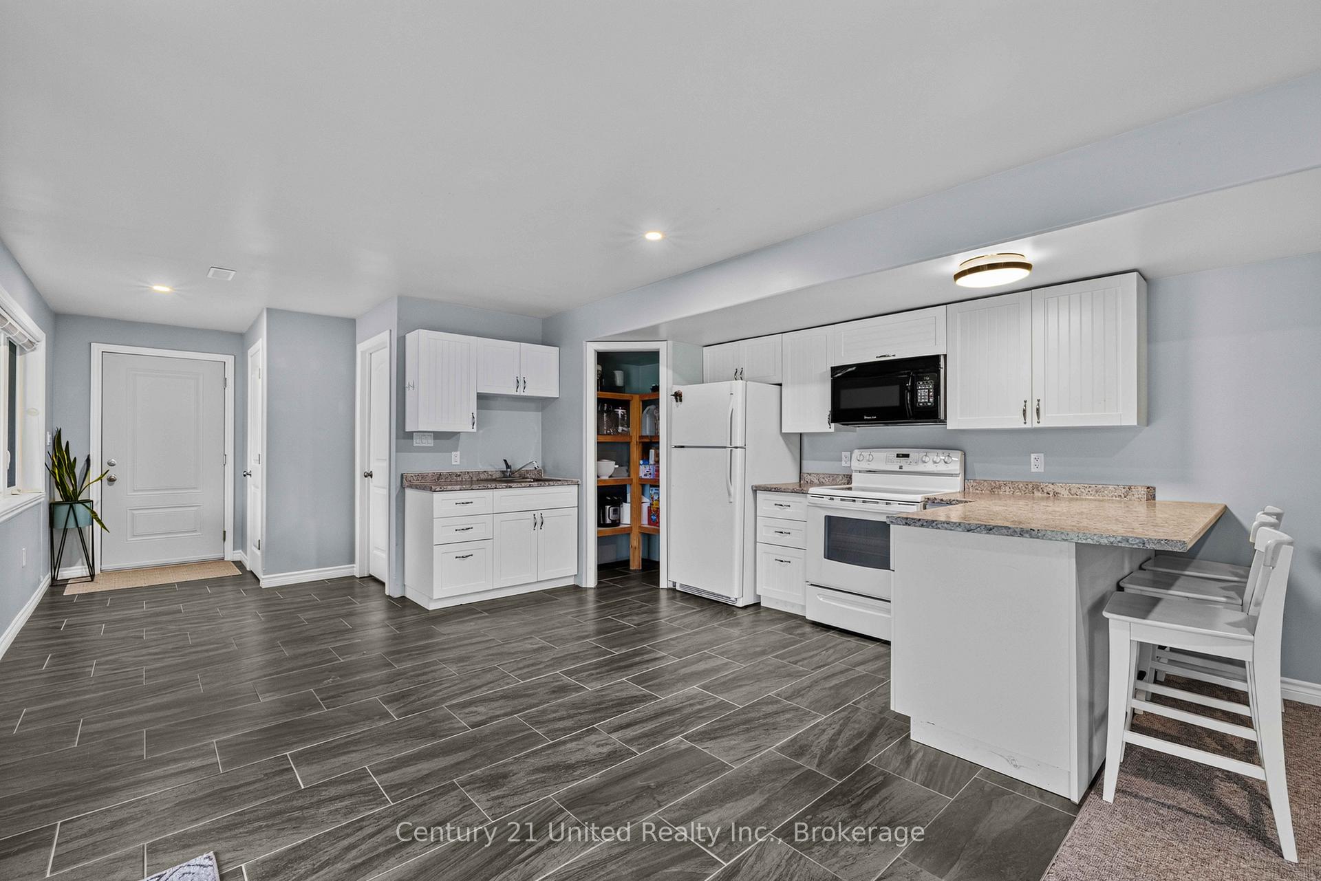 Photo 23 of 929 Mount Pleasant Road, Cavan Monaghan, Cavan Twp — HOMEH