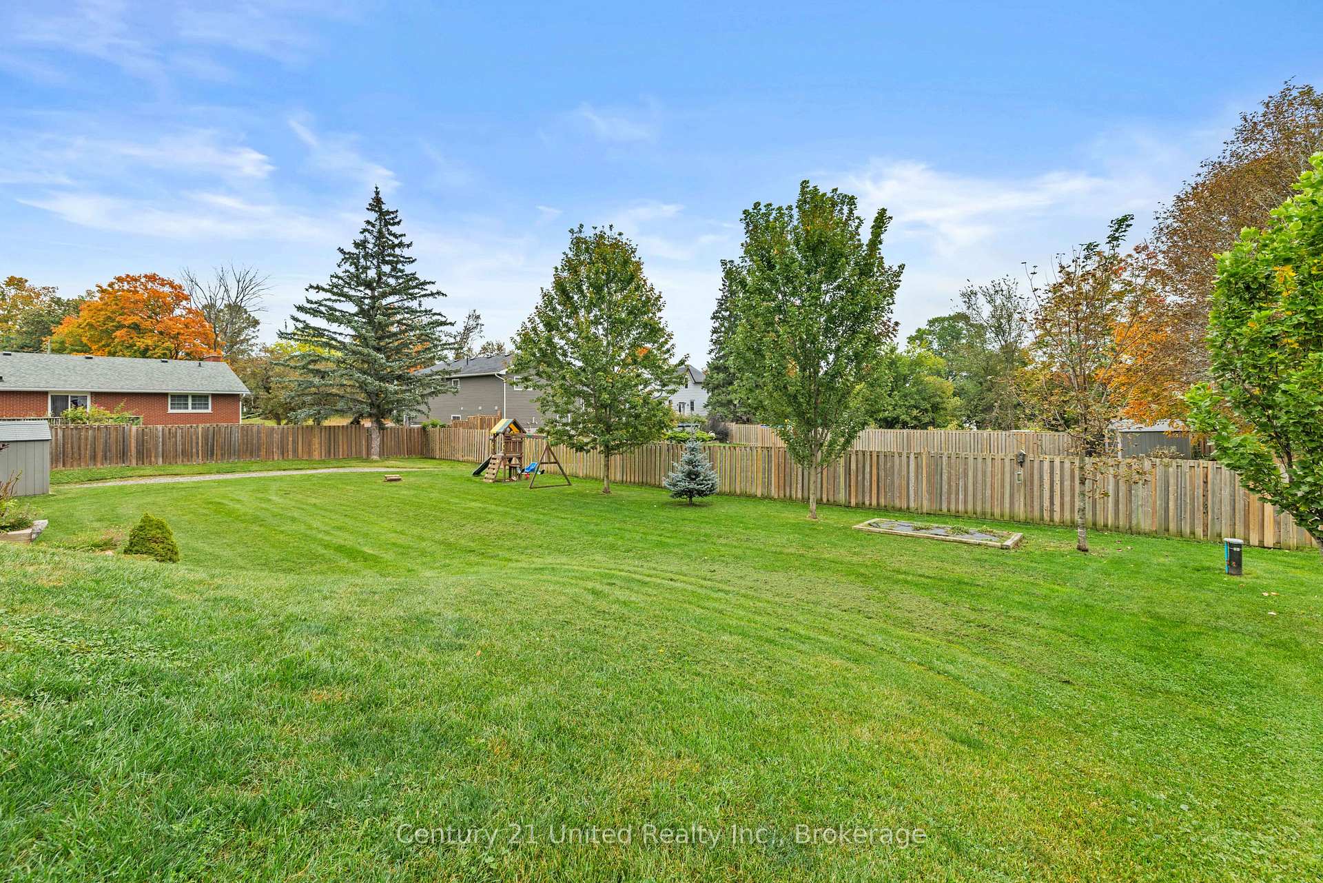 Photo 33 of 929 Mount Pleasant Road, Cavan Monaghan, Cavan Twp — HOMEH