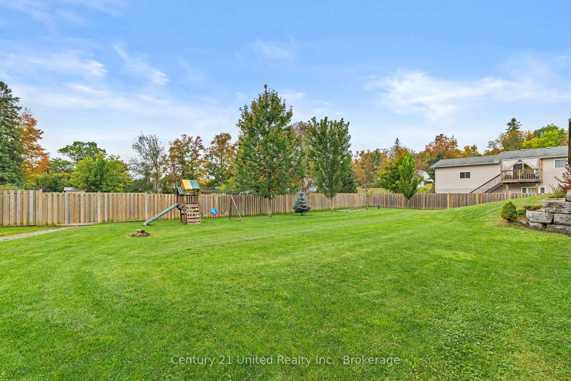 Photo 34 of 929 Mount Pleasant Road, Cavan Monaghan, Cavan Twp — HOMEH