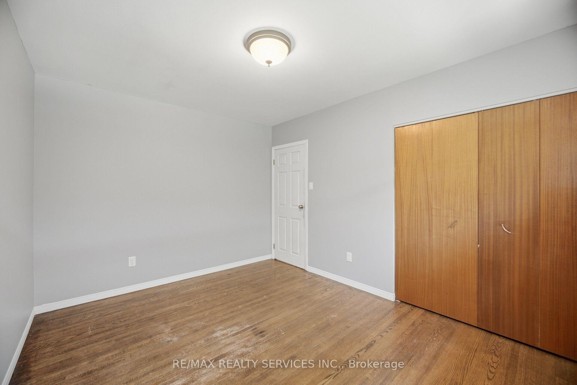 Photo 22 of 49 Ferndale Crescent, Brampton, Brampton East — HOMEH