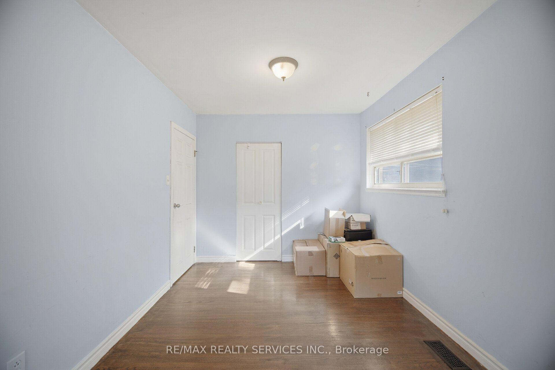 Photo 24 of 49 Ferndale Crescent, Brampton, Brampton East — HOMEH