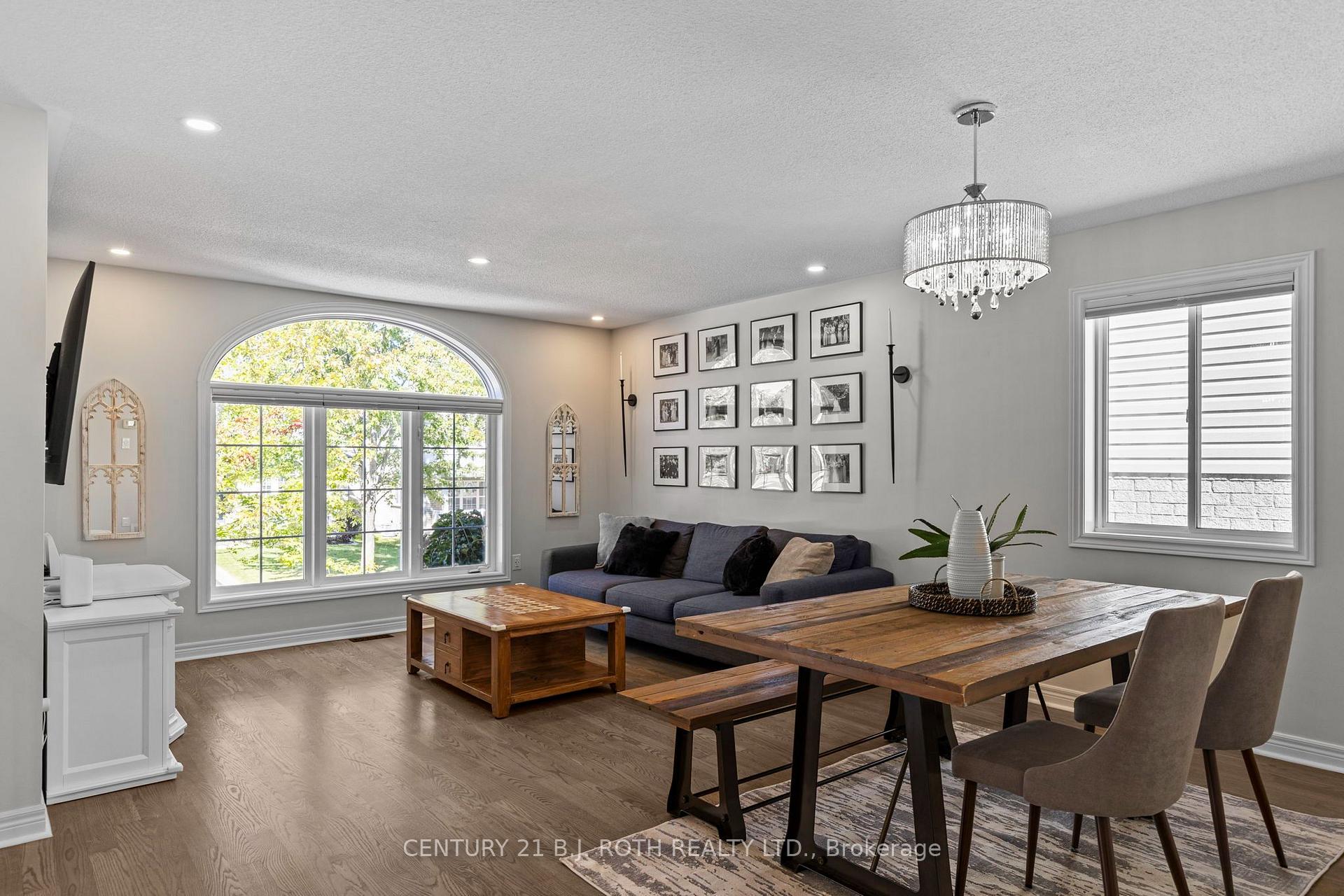 Photo 7 of 25 Cranberry Lane, Barrie, Holly — HOMEH