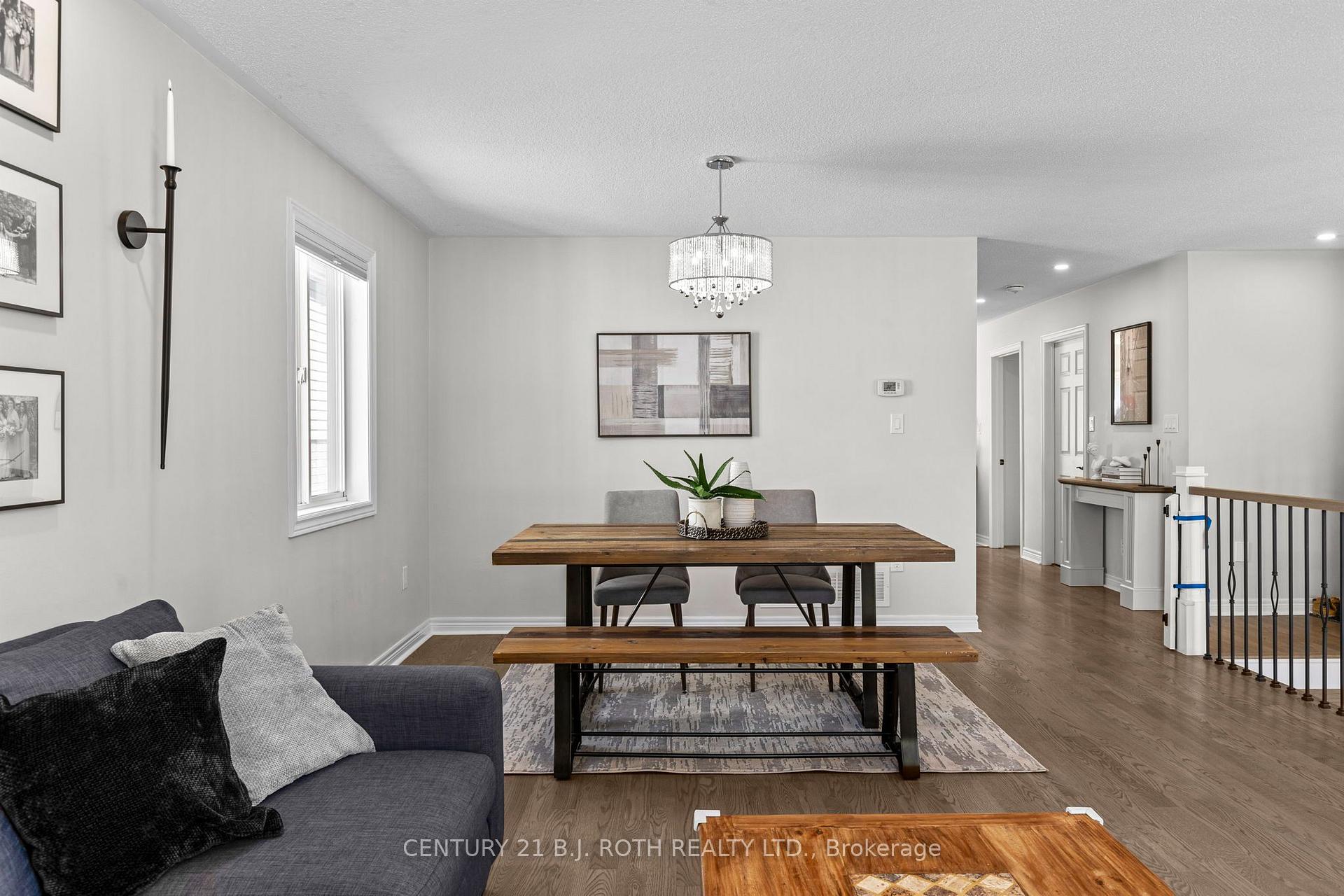 Photo 10 of 25 Cranberry Lane, Barrie, Holly — HOMEH