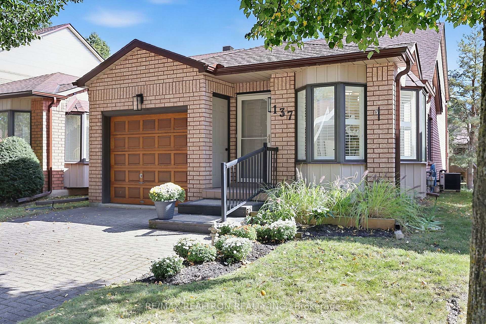 Photo of 137 Riverview Road