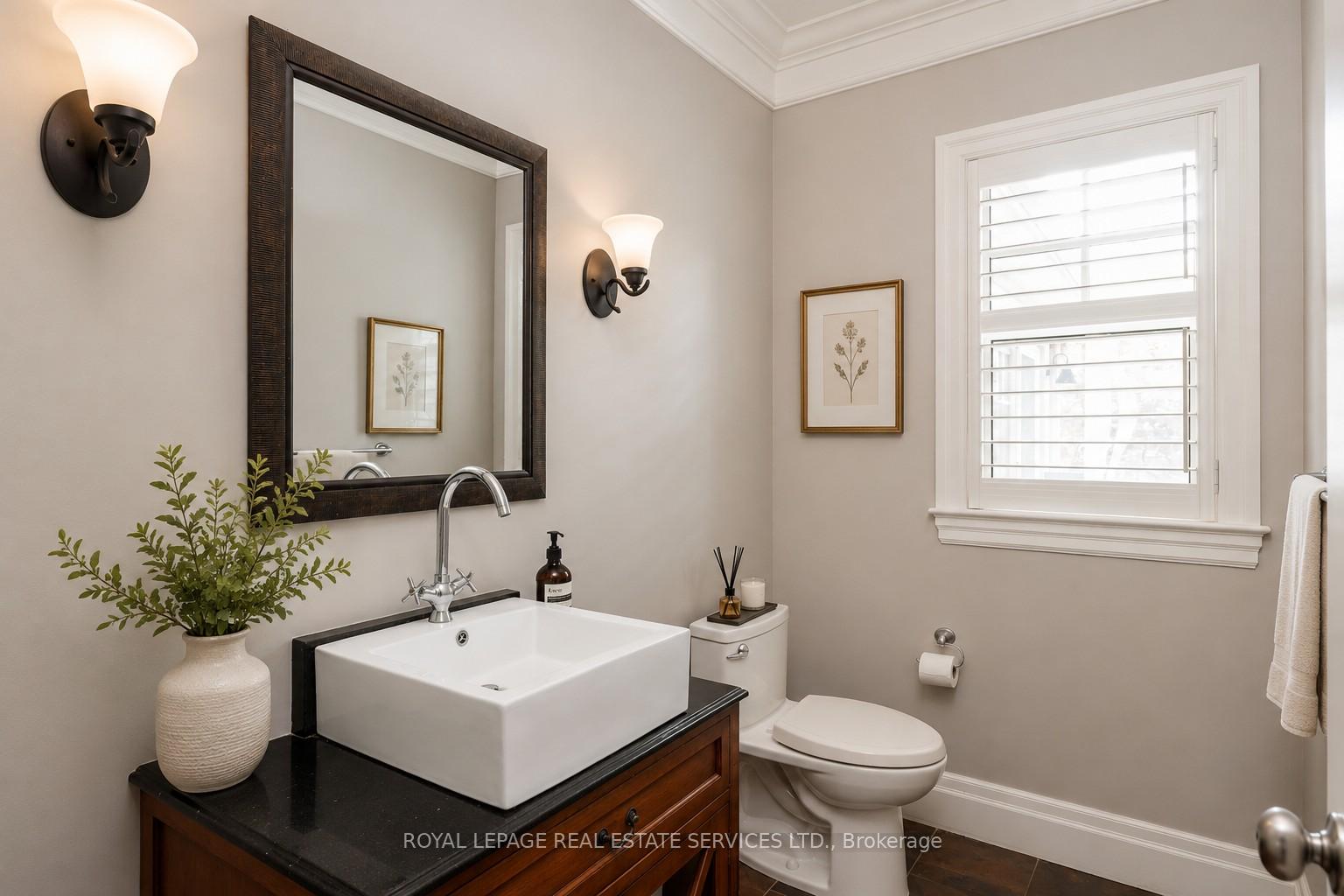 Photo 13 of 1387 Willowdown Road, Oakville, Southwest — HOMEH