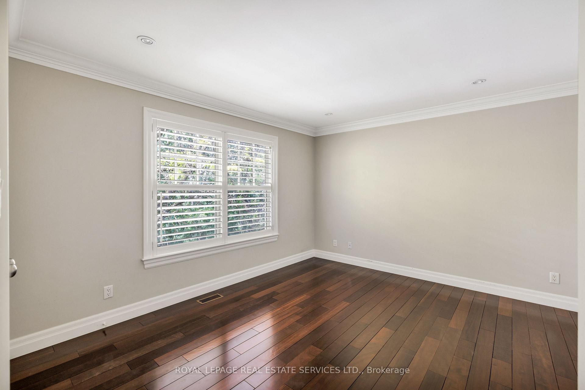 Photo 18 of 1387 Willowdown Road, Oakville, Southwest — HOMEH
