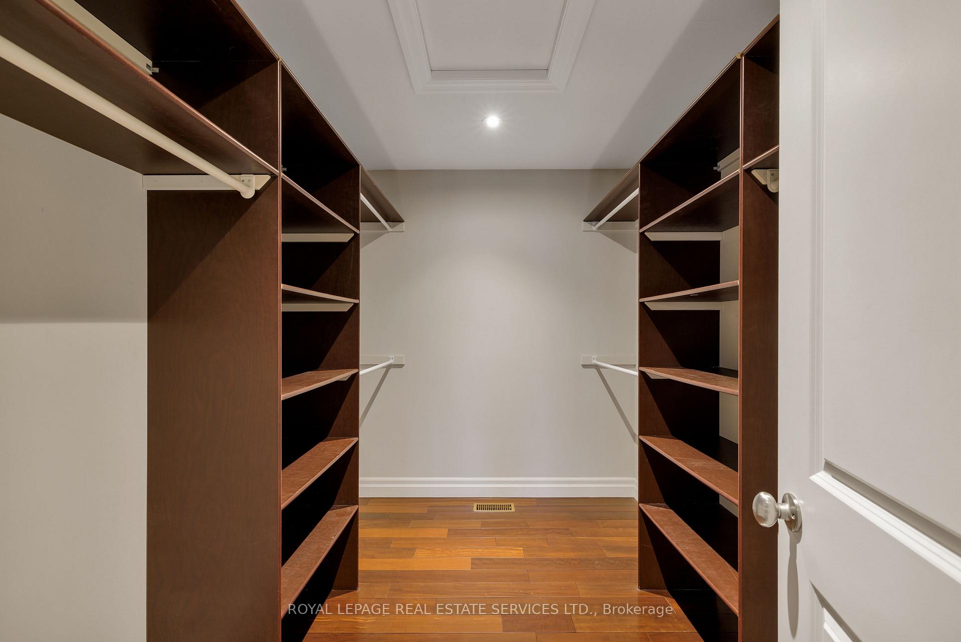 Photo 26 of 1387 Willowdown Road, Oakville, Southwest — HOMEH