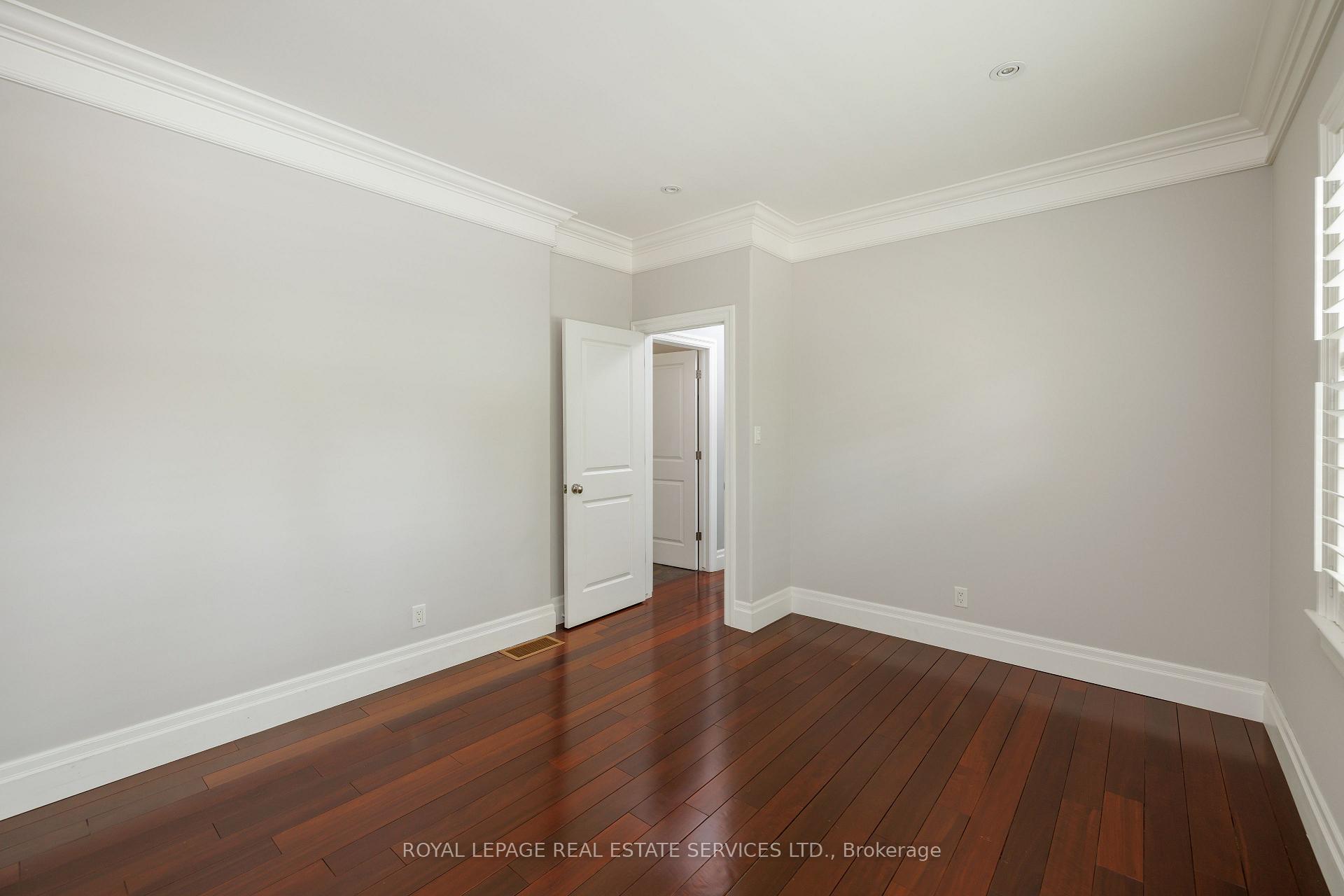 Photo 28 of 1387 Willowdown Road, Oakville, Southwest — HOMEH