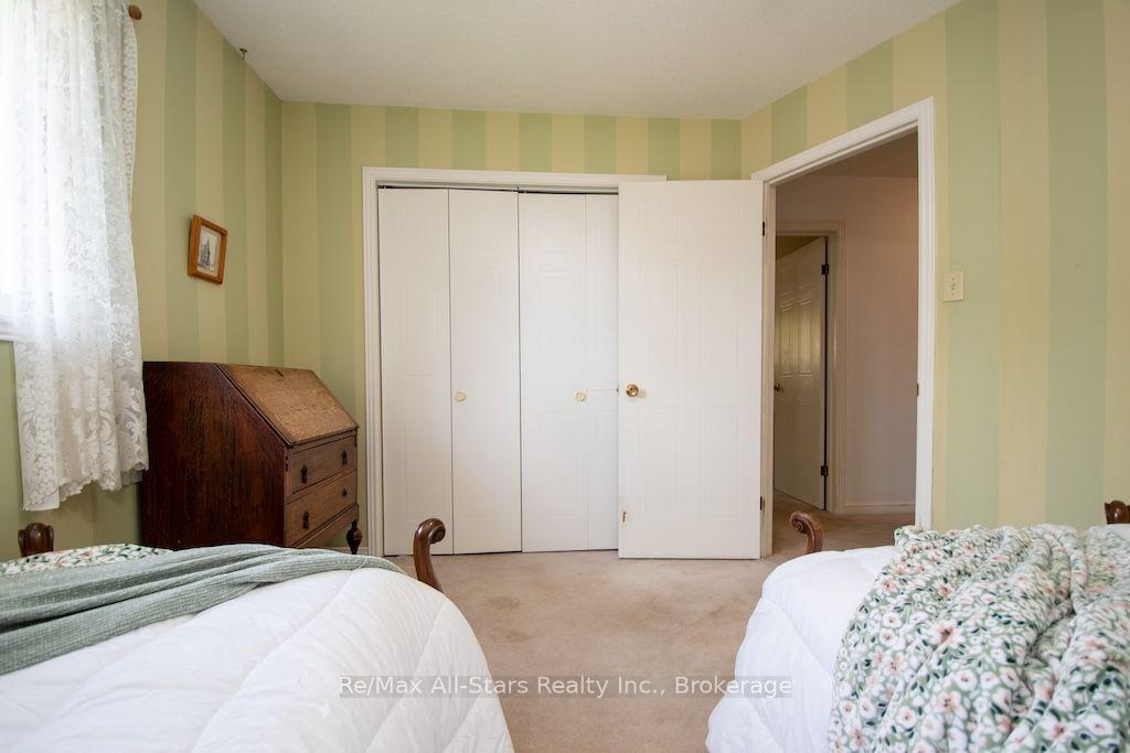 Photo 25 of 41 Cedartree Lane, Kawartha Lakes, Bobcaygeon — HOMEH
