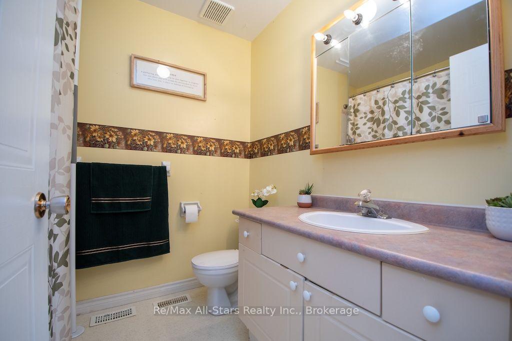 Photo 26 of 41 Cedartree Lane, Kawartha Lakes, Bobcaygeon — HOMEH