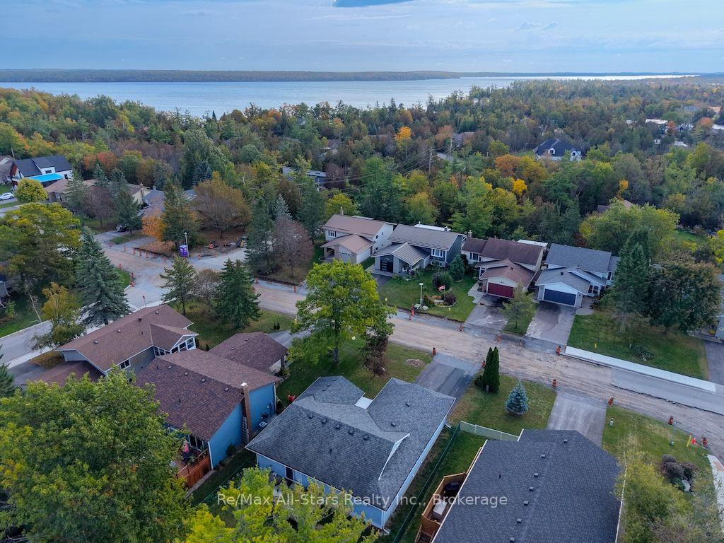 Photo 37 of 41 Cedartree Lane, Kawartha Lakes, Bobcaygeon — HOMEH