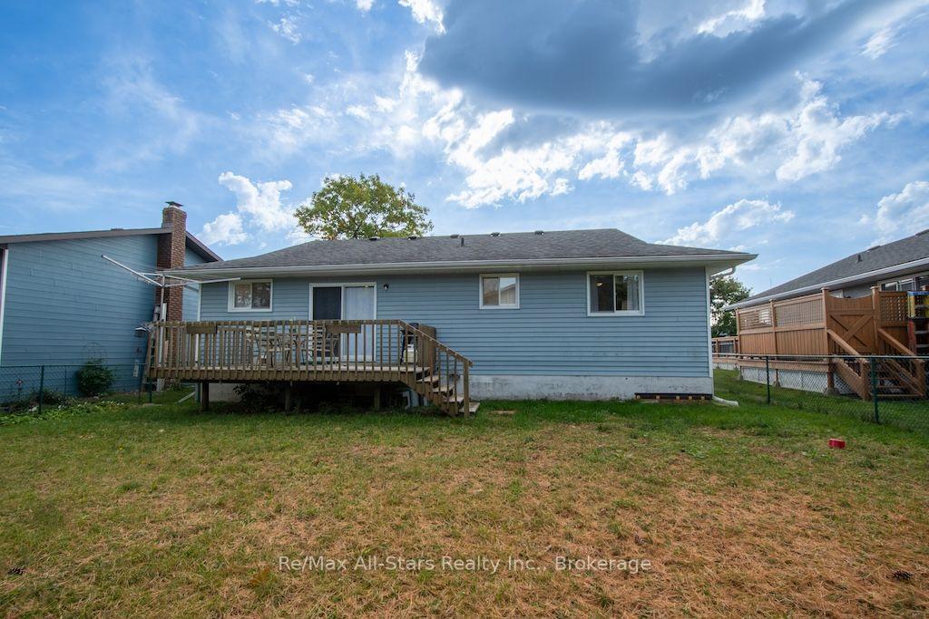 Photo 39 of 41 Cedartree Lane, Kawartha Lakes, Bobcaygeon — HOMEH