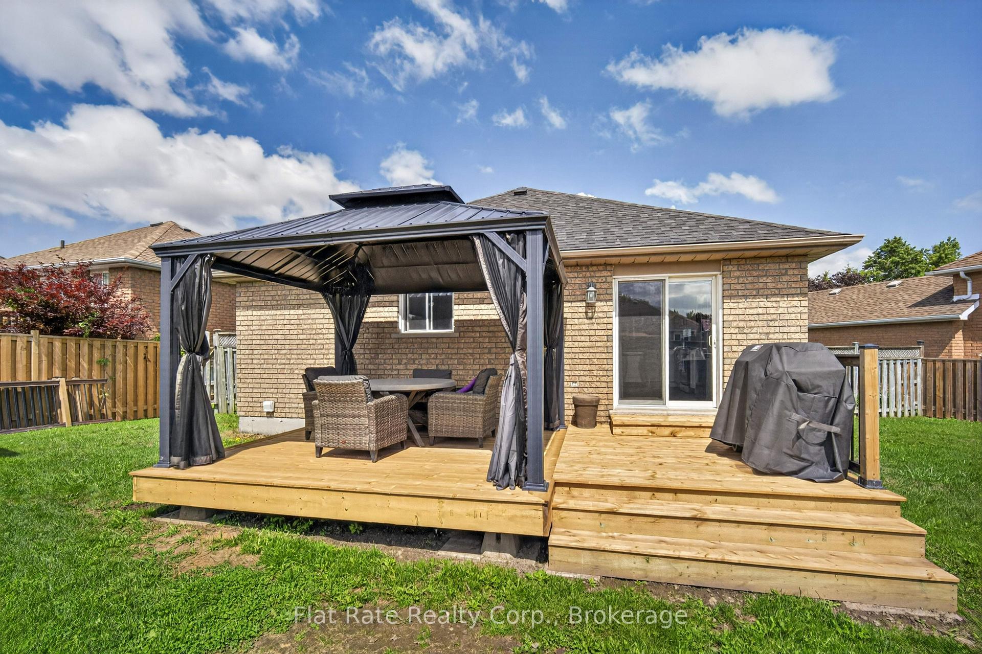 Photo 22 of 16 Ferguson Place, Peterborough, Northcrest Ward 5 — HOMEH