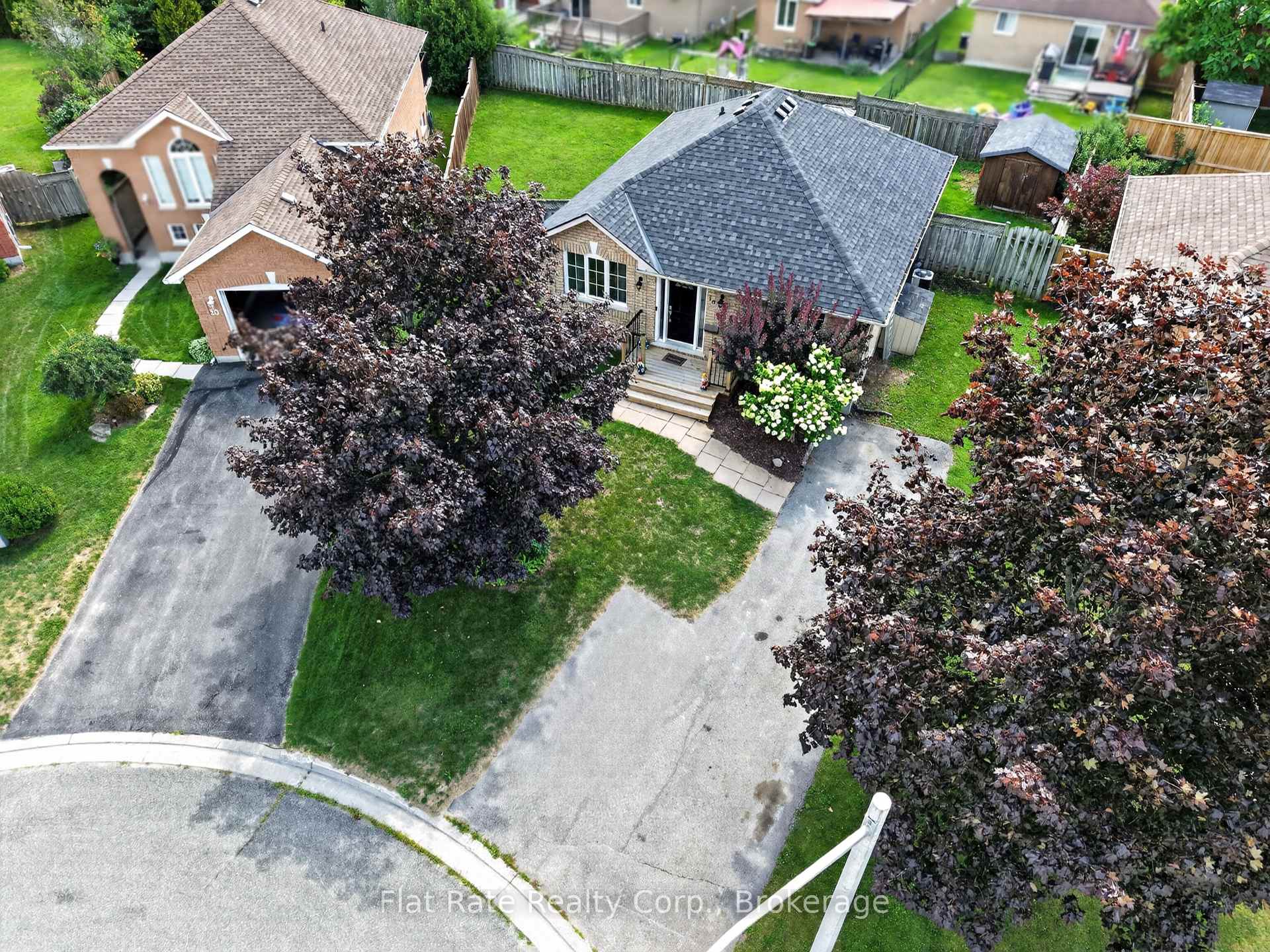 Photo 28 of 16 Ferguson Place, Peterborough, Northcrest Ward 5 — HOMEH