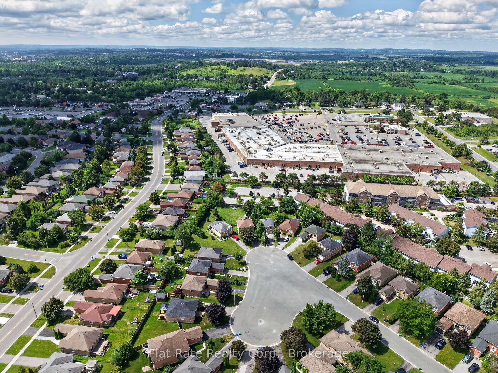 Photo 30 of 16 Ferguson Place, Peterborough, Northcrest Ward 5 — HOMEH