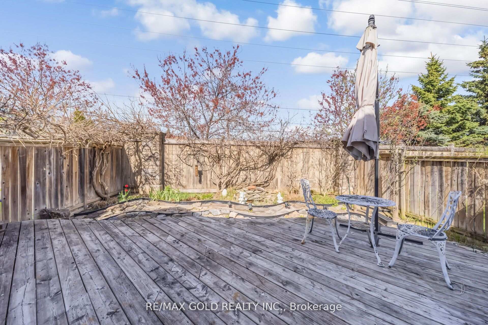 Photo 47 of 70 Sweetwood Circle, Brampton, Fletcher's Meadow — HOMEH