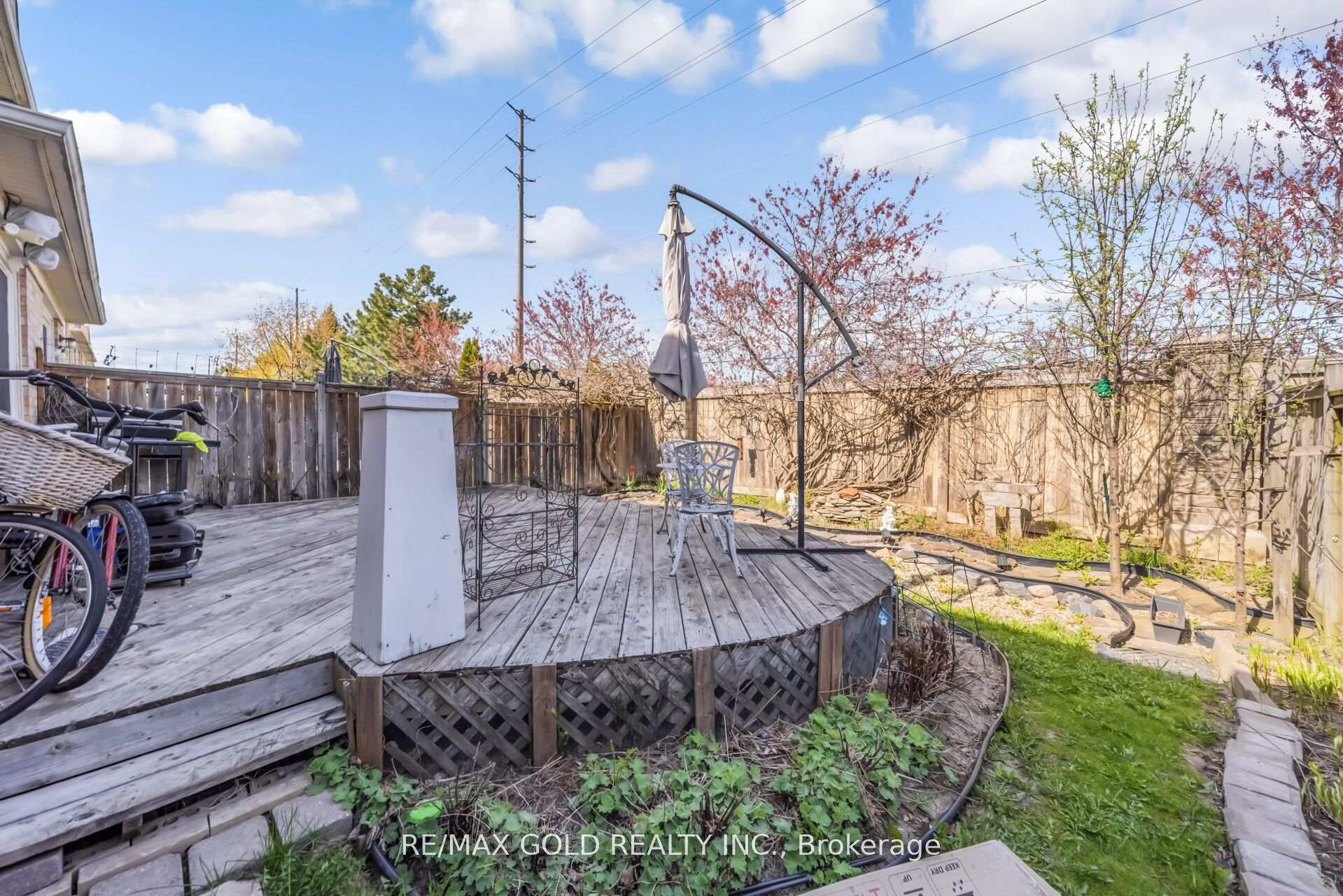 Photo 48 of 70 Sweetwood Circle, Brampton, Fletcher's Meadow — HOMEH