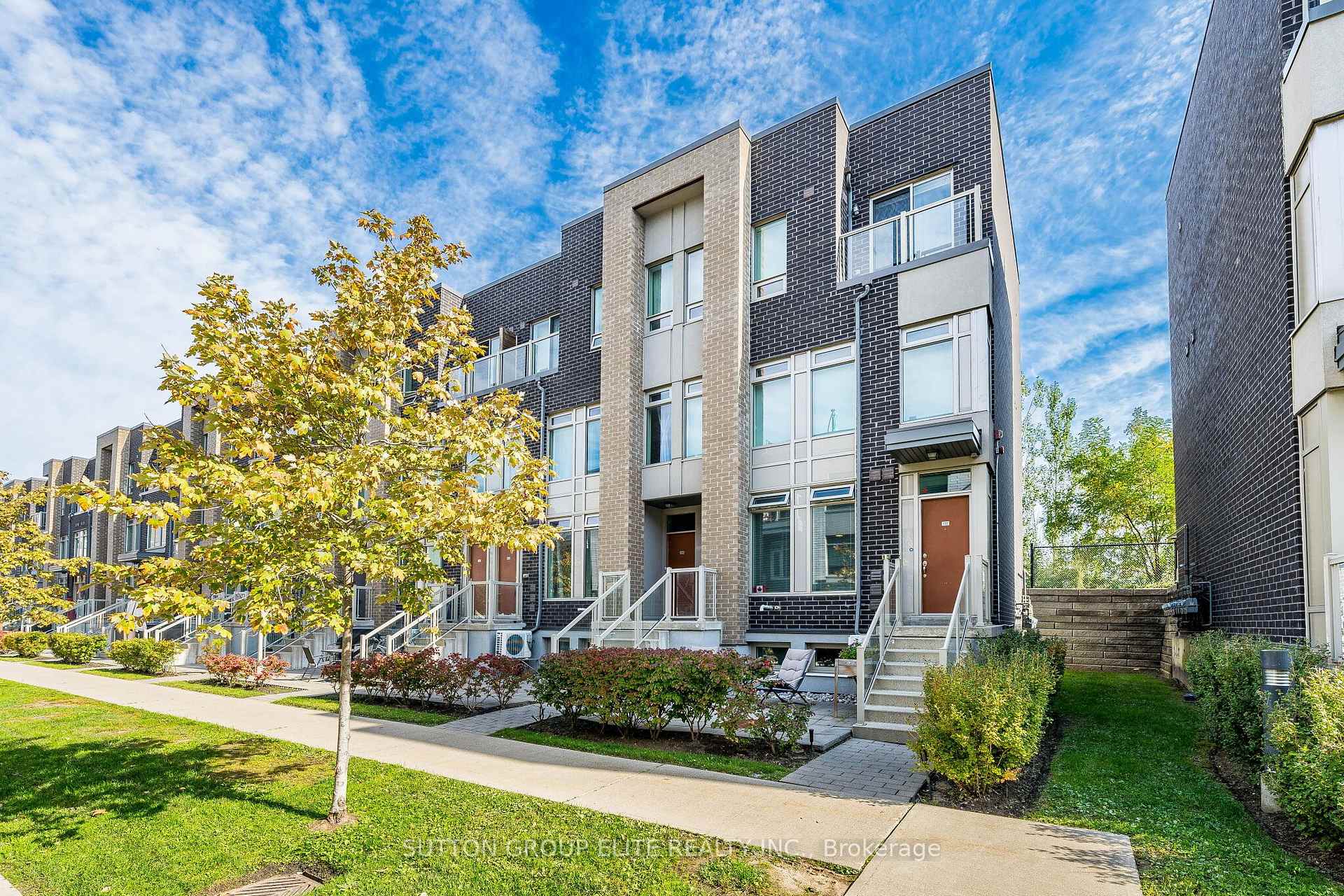 Photo of Unit 36, 19 Applewood Lane