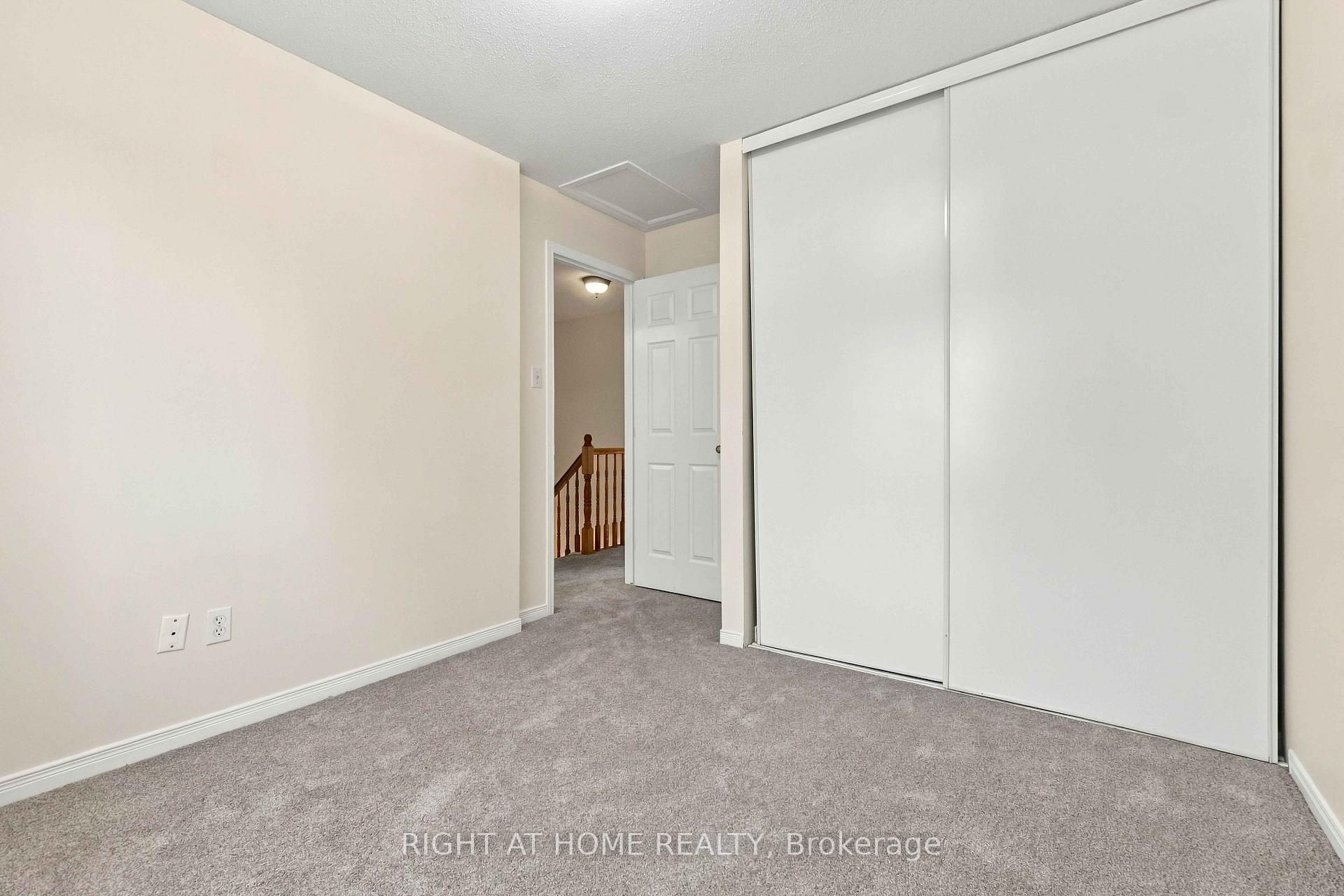 Photo 21 of 161 Kinross Private, Ottawa, Kanata - Morgan's Grant/South March — HOMEH