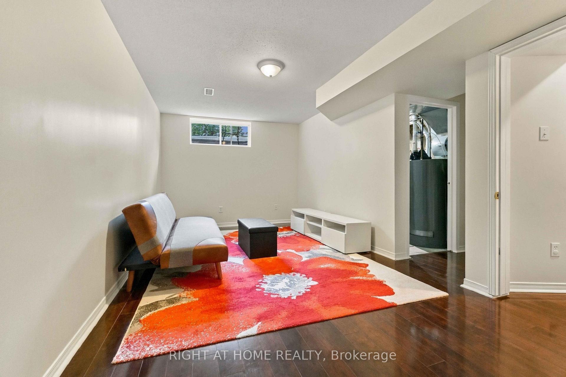 Photo 25 of 161 Kinross Private, Ottawa, Kanata - Morgan's Grant/South March — HOMEH