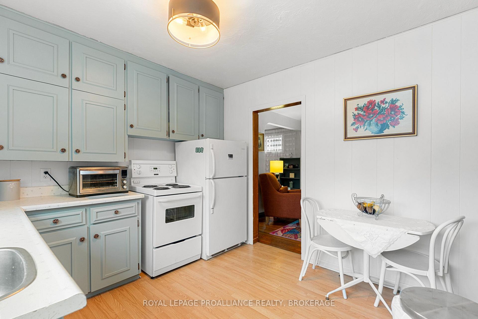 Photo 5 of 175 Regent Street, Kingston, Central City East — HOMEH