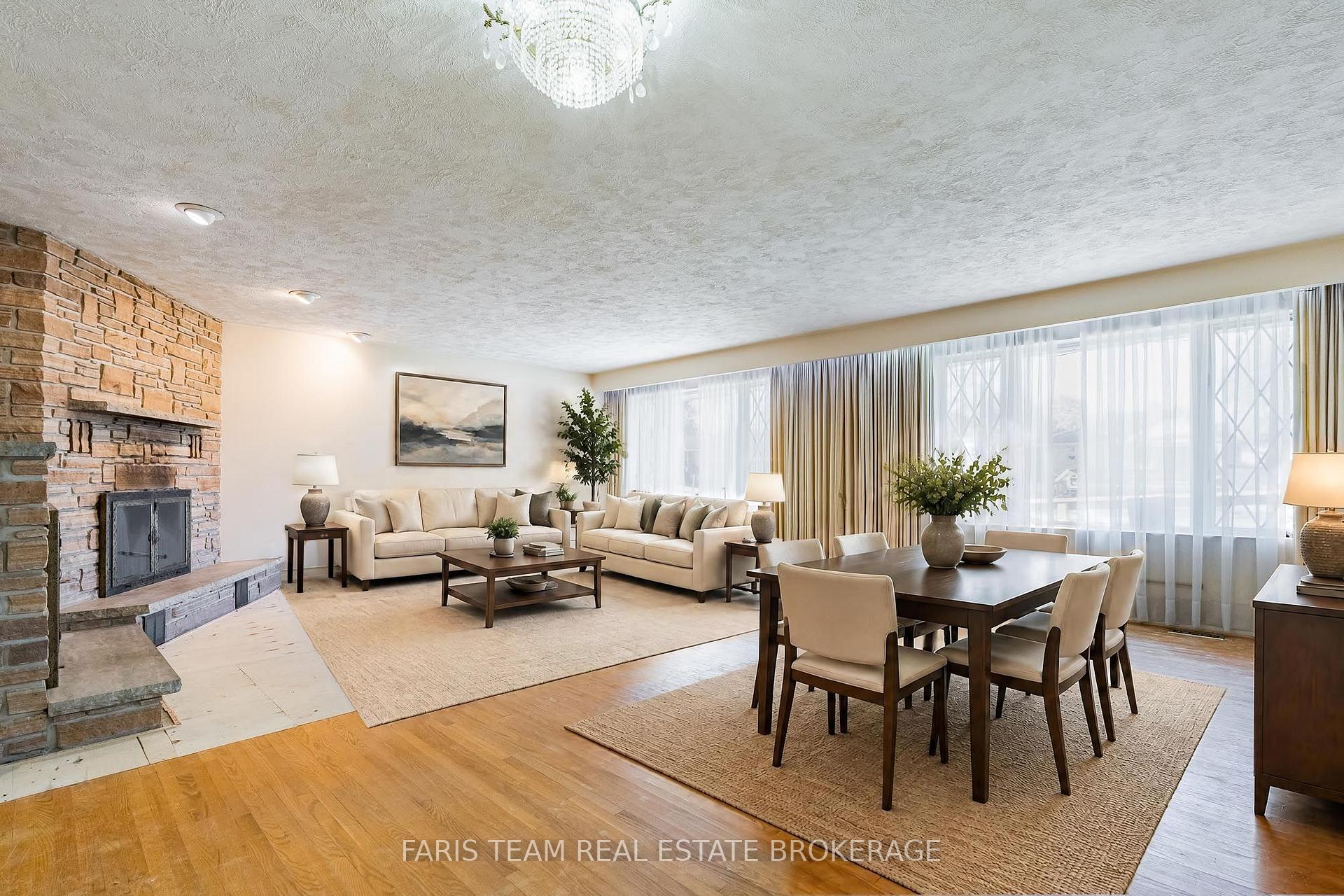 Photo 7 of 82 Oakley Park Square, Barrie, Wellington — HOMEH