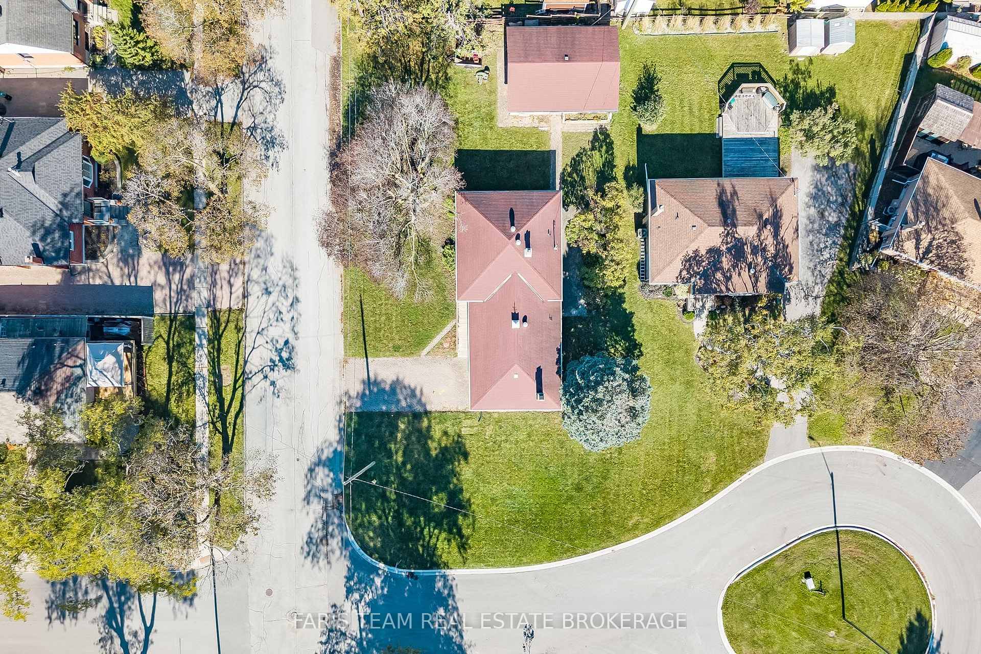 Photo 19 of 82 Oakley Park Square, Barrie, Wellington — HOMEH
