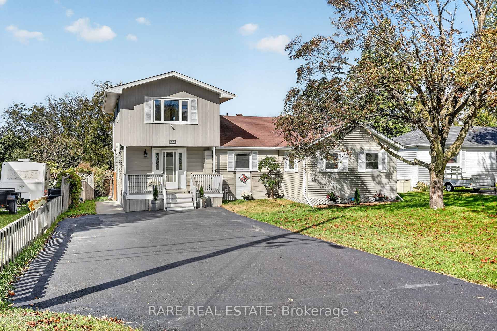 Photo 2 of 27 Carleton Boulevard, Hamilton Township, Rural Hamilton — HOMEH