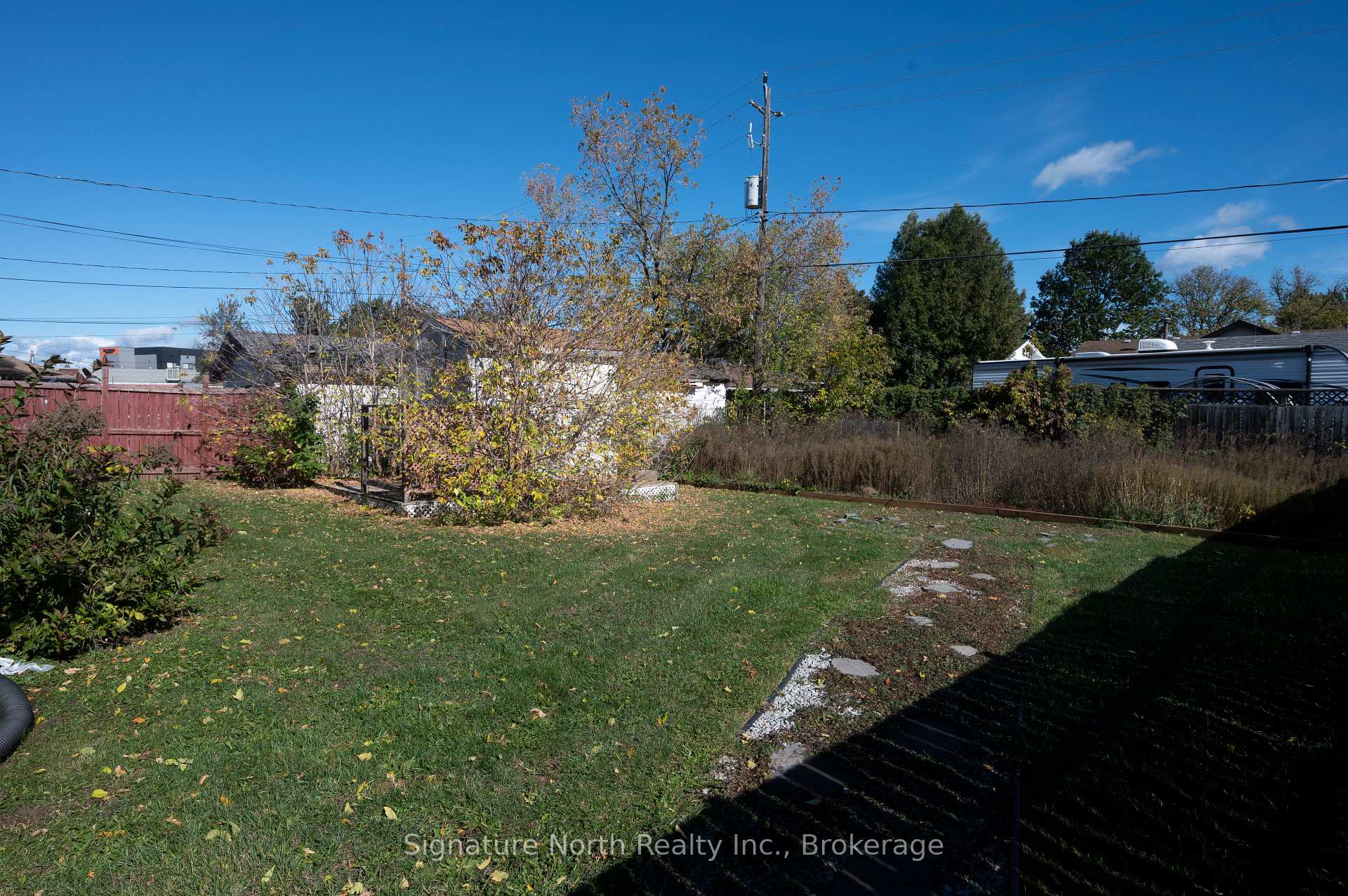 Photo 7 of 420 Edward Street N, Thunder Bay, Northwood Park — HOMEH
