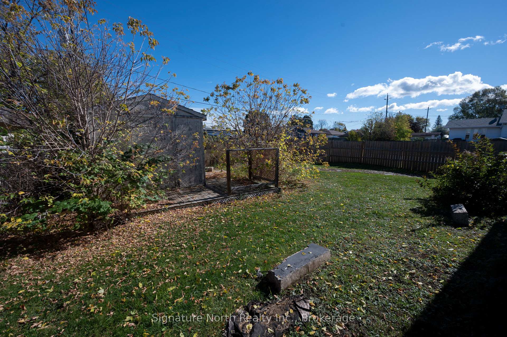 Photo 10 of 420 Edward Street N, Thunder Bay, Northwood Park — HOMEH