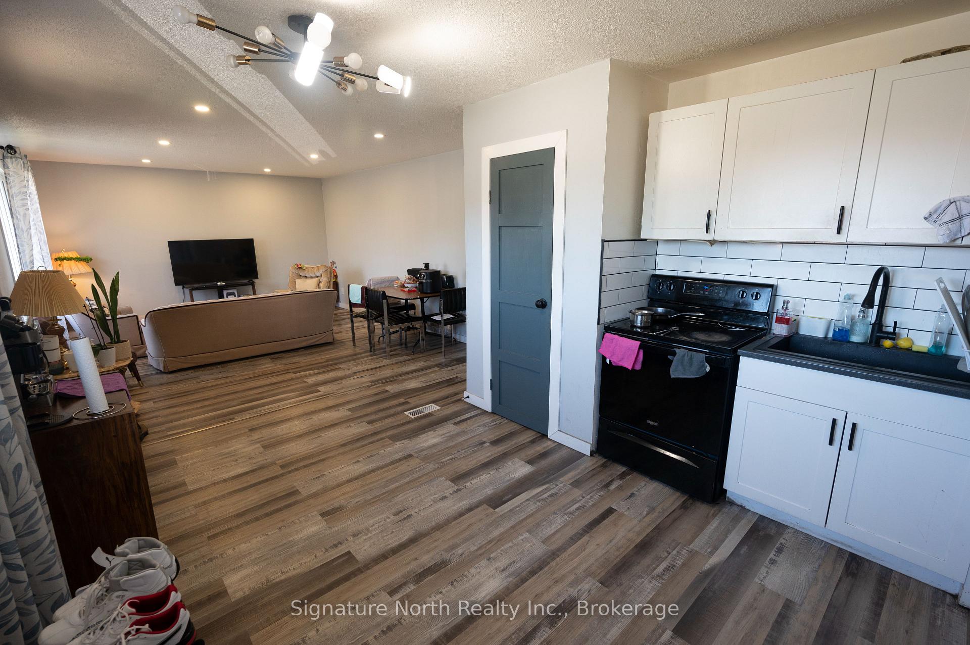 Photo 20 of 420 Edward Street N, Thunder Bay, Northwood Park — HOMEH