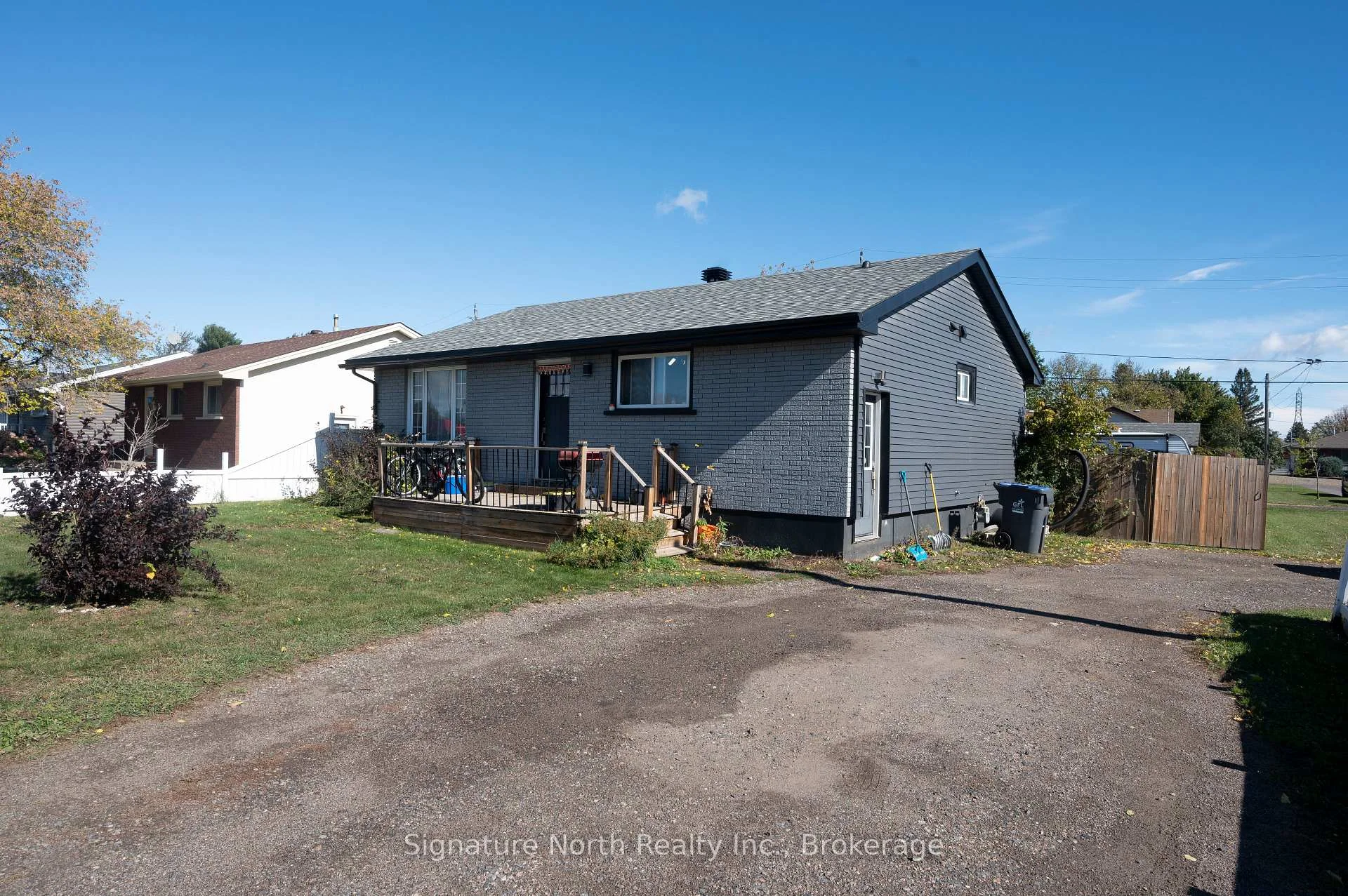 Photo 5 of 420 Edward Street N, Thunder Bay, Northwood Park — HOMEH