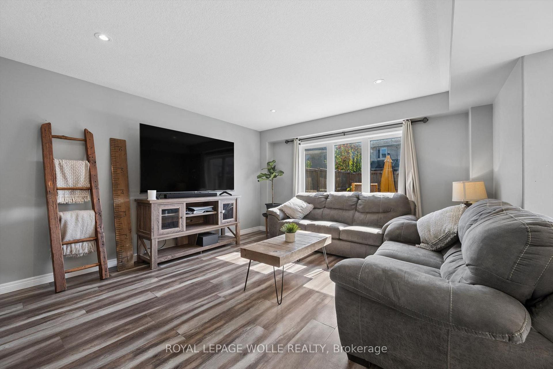 Photo 13 of 75 Isaac Street, Woolwich, Elmira — HOMEH