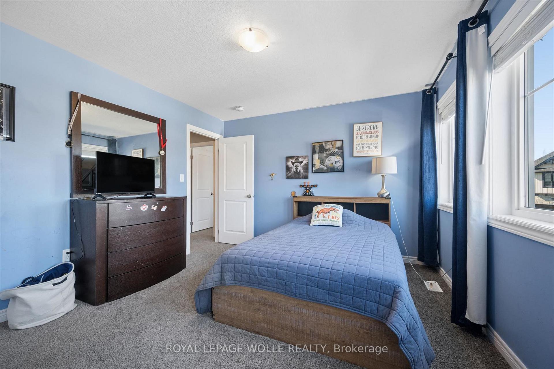 Photo 26 of 75 Isaac Street, Woolwich, Elmira — HOMEH