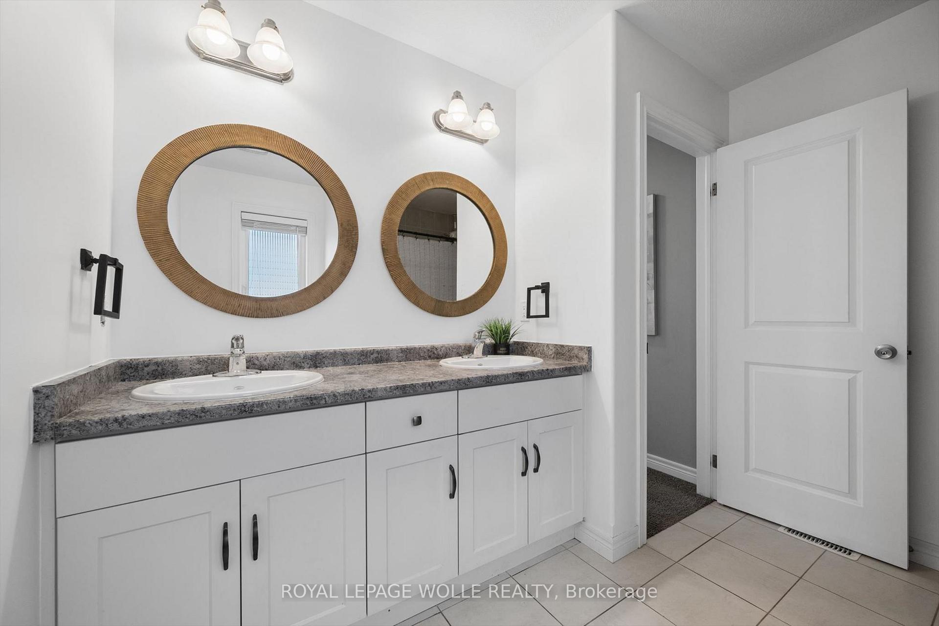 Photo 27 of 75 Isaac Street, Woolwich, Elmira — HOMEH