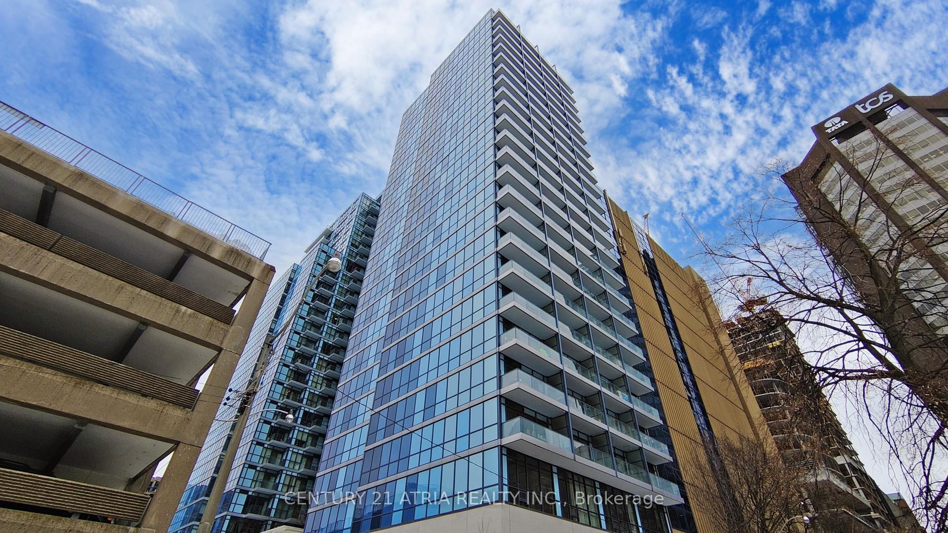 Photo of Unit 1003, 210 Simcoe Street