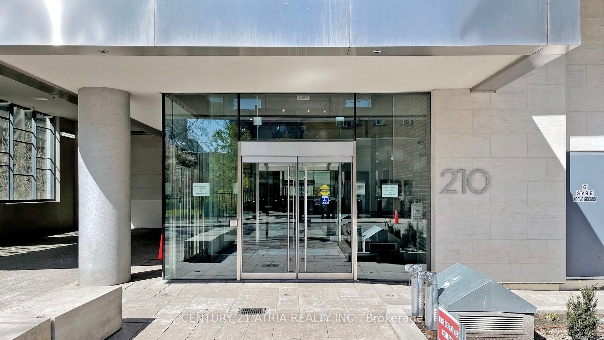 Photo 3 of Unit 1003, 210 Simcoe Street, Toronto, Kensington-Chinatown — HOMEH