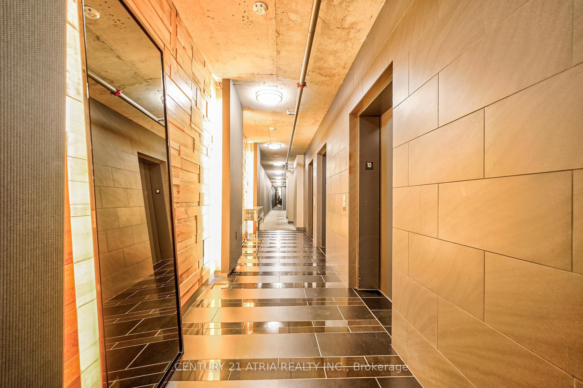 Photo 5 of Unit 1003, 210 Simcoe Street, Toronto, Kensington-Chinatown — HOMEH